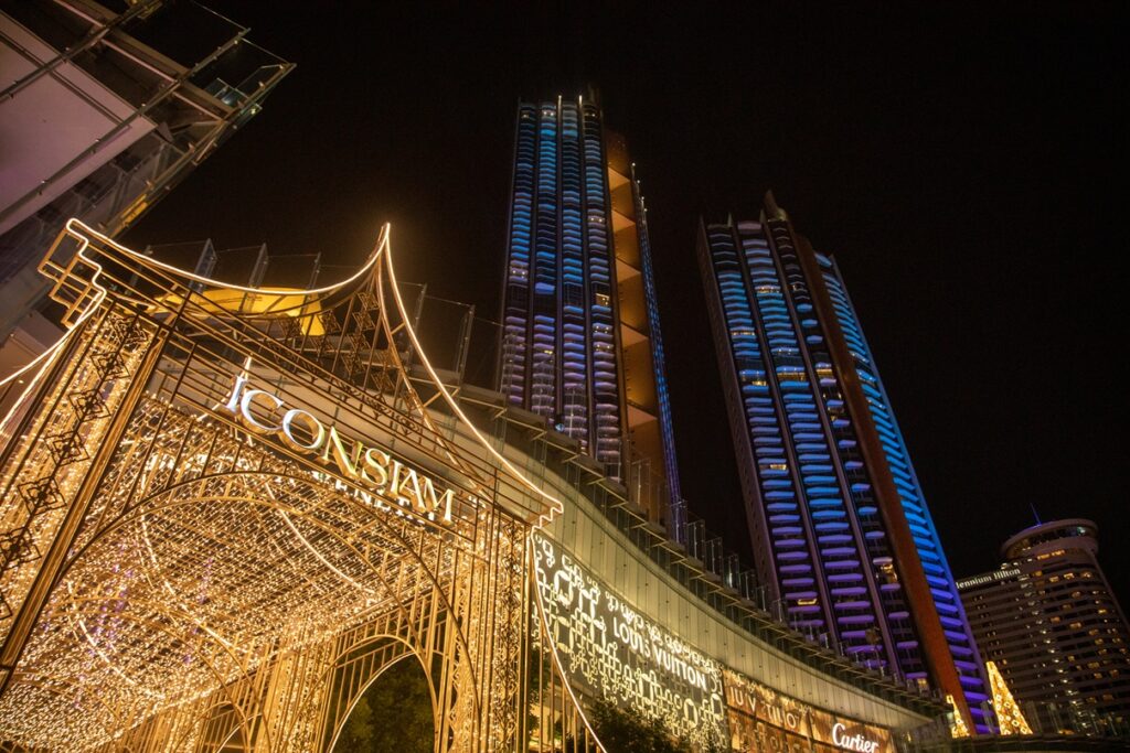 バンコク ICONSIAM(アイコンサイアム)カウントダウン