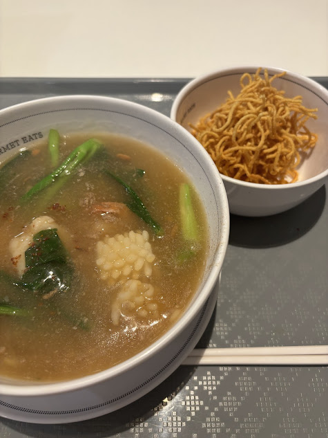 エンポリアム フードコート ラートナー