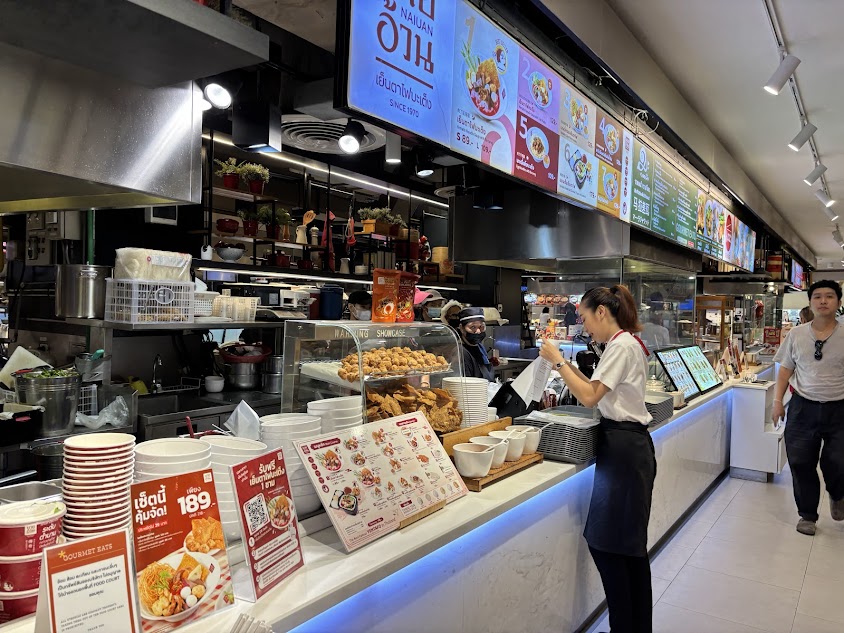 エンポリアム フードコート