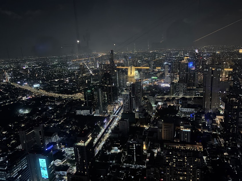 マハナコーンタワーからの夜景