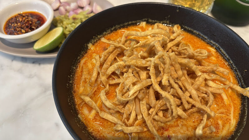 カオソーイ（Khao Soi）｜チェンマイ名物のココナッツカレー麺